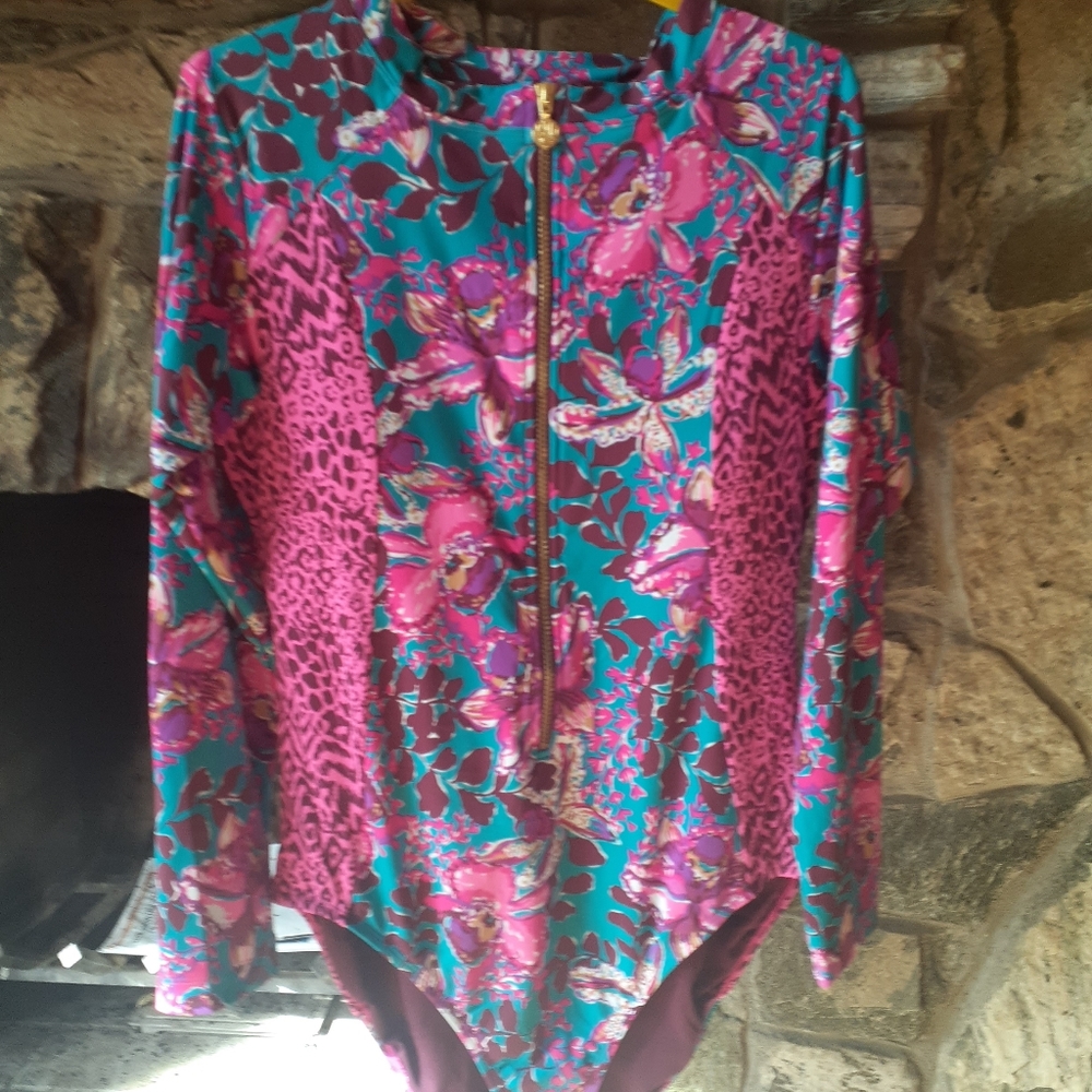 NWT one piece Raffa rashguard blue rhapsody one piece